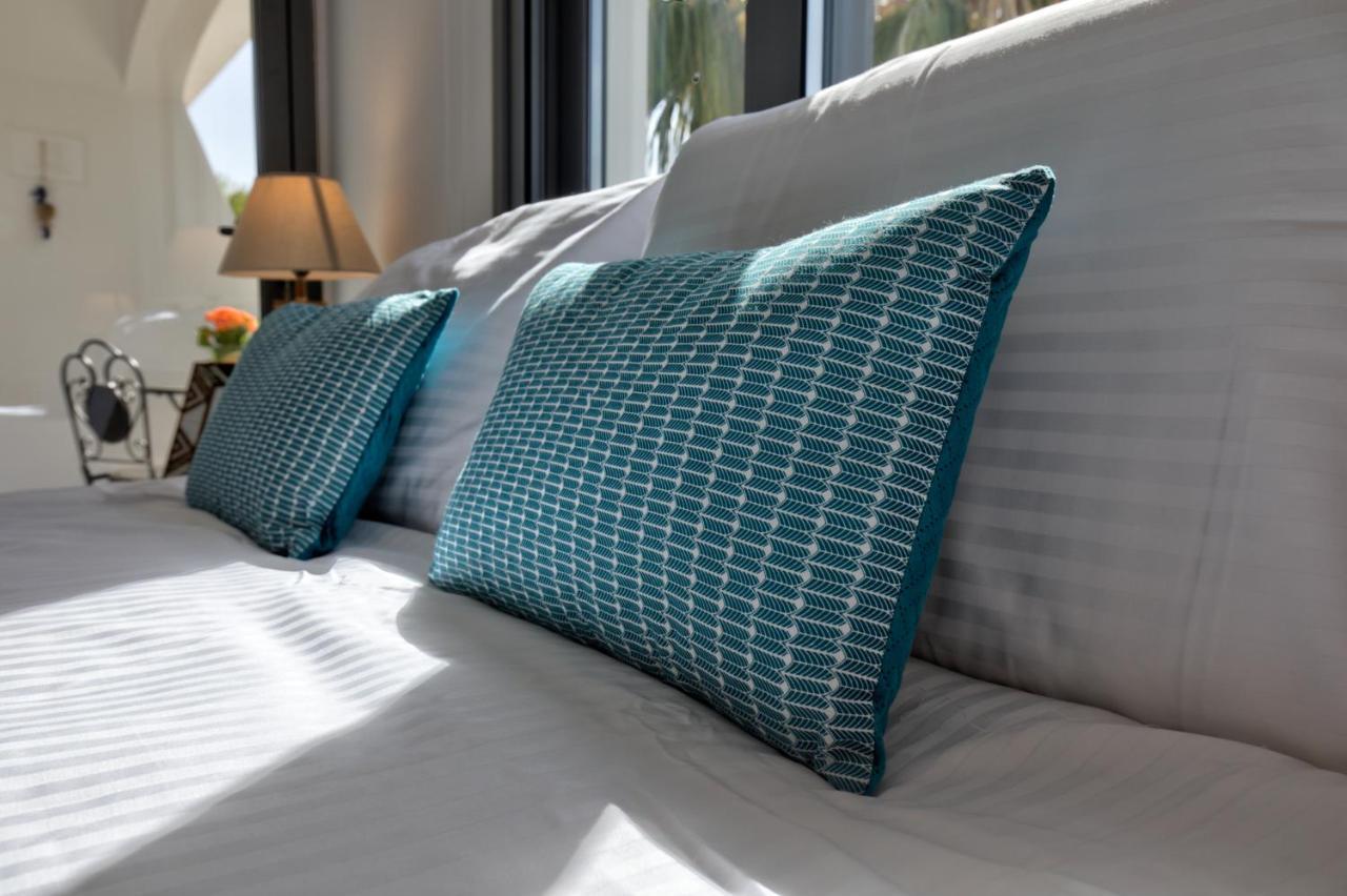 Dreamy 2 Bed Apartment By The Sea Paphos Eksteriør billede