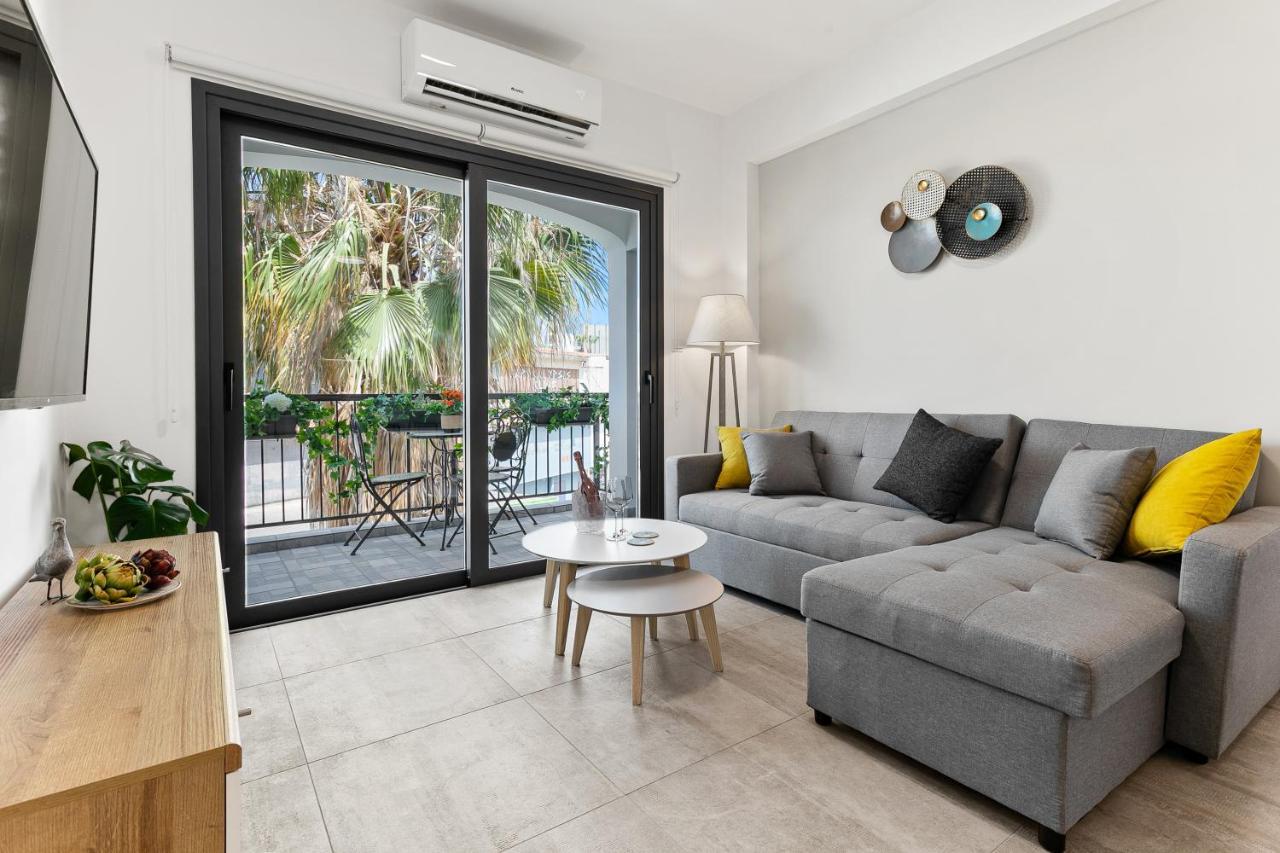 Dreamy 2 Bed Apartment By The Sea Paphos Eksteriør billede