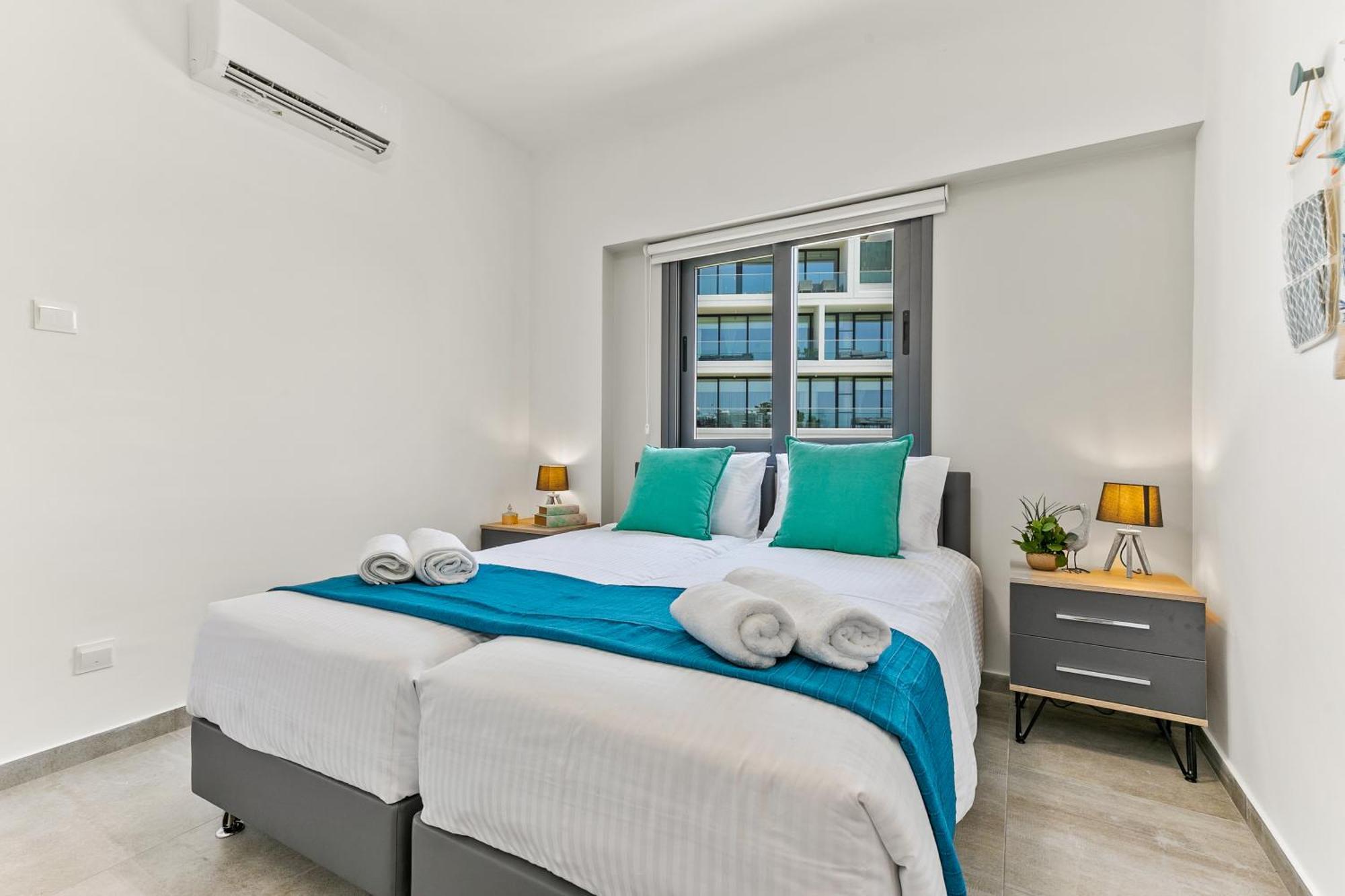 Dreamy 2 Bed Apartment By The Sea Paphos Eksteriør billede